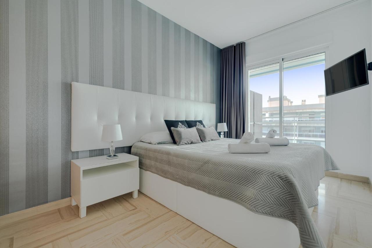 Doris Apartment กันดิอา ภายนอก รูปภาพ