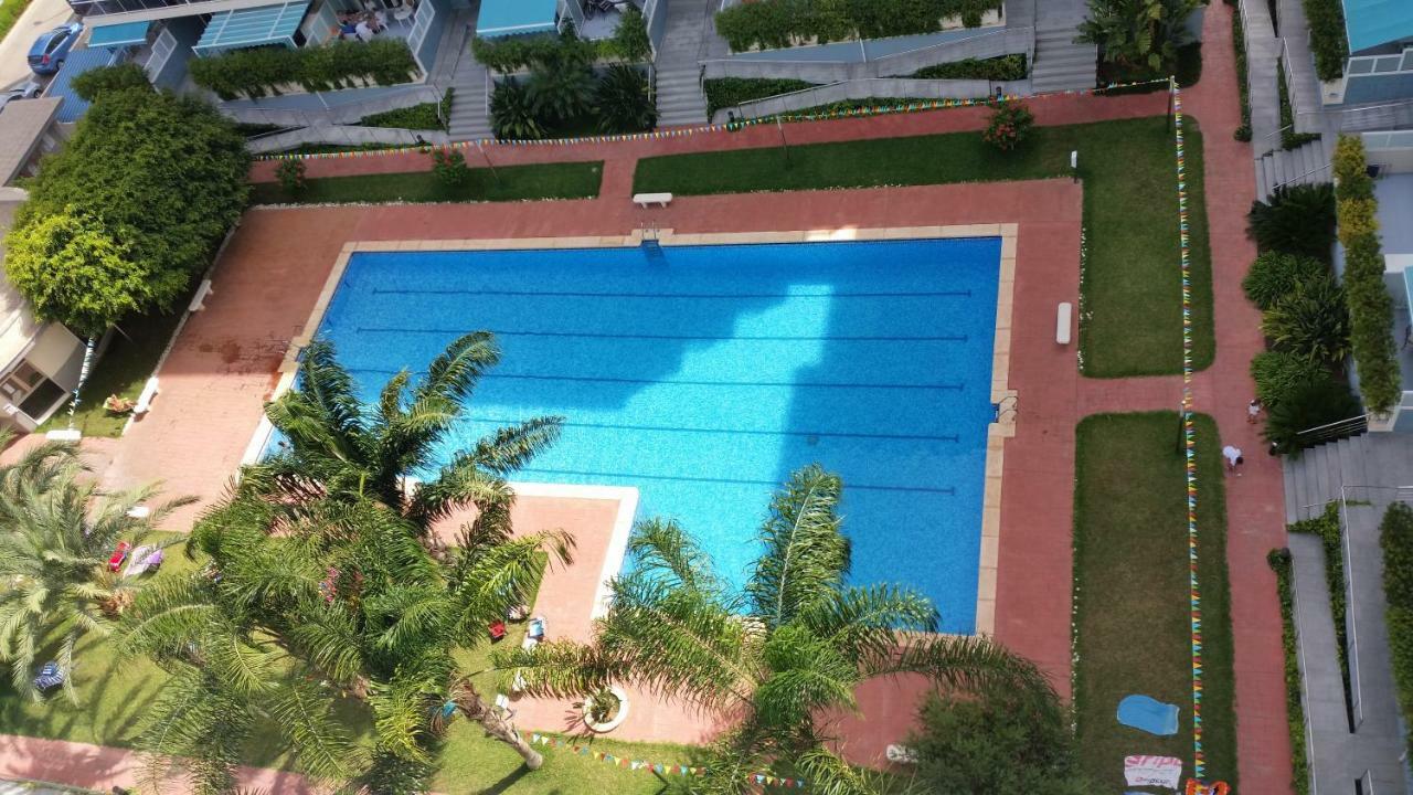 Doris Apartment กันดิอา ภายนอก รูปภาพ