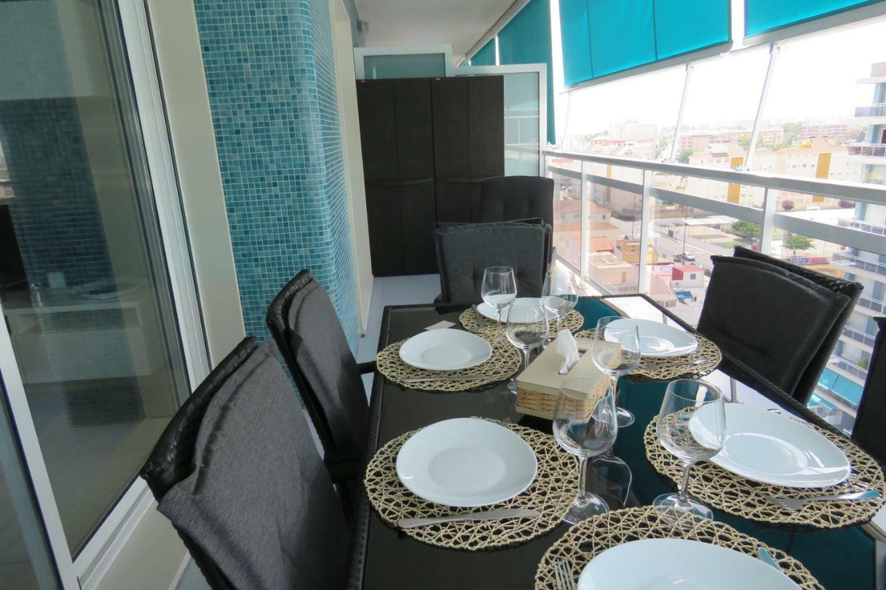 Doris Apartment กันดิอา ภายนอก รูปภาพ